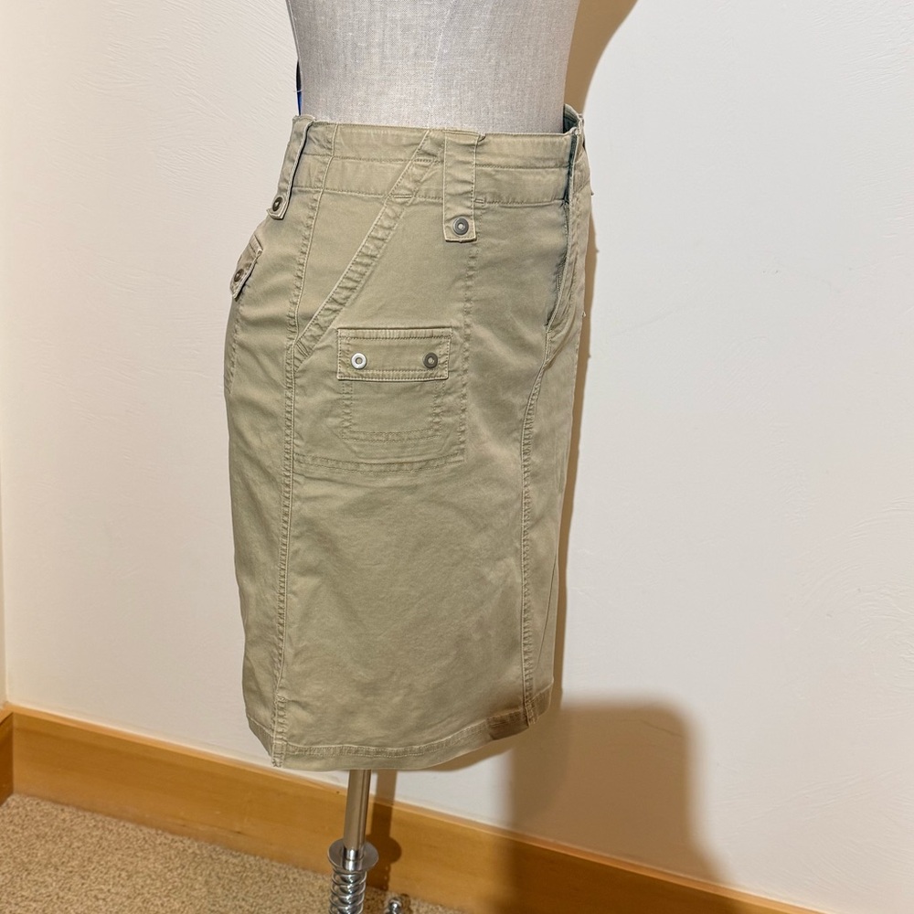 🌸Columbia Sportswear Khaki Casual Utility Pencil Skirt w/Pocket Detail - Size 4